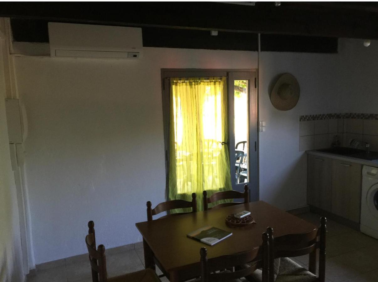 Appartements Bord De Mer - Acces Prive A La Plage Prunete Εξωτερικό φωτογραφία